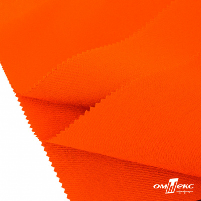 Ткань смесовая для спецодежды "Униформ" 17-1350, 200 гр/м2, шир.150 см, цвет люм.оранжевый - купить в Первоуральске. Цена 138.73 руб.