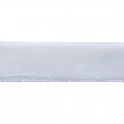 Лента бархатная нейлон, шир.12 мм, (упак. 45,7м), цв.01-белый - купить в Первоуральске. Цена: 457.61 руб.
