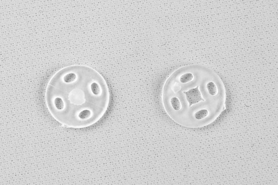 Кнопки пришивные пластиковые 10 мм, блистер 24шт, цв.-прозрачные - купить в Первоуральске. Цена: 48.41 руб.